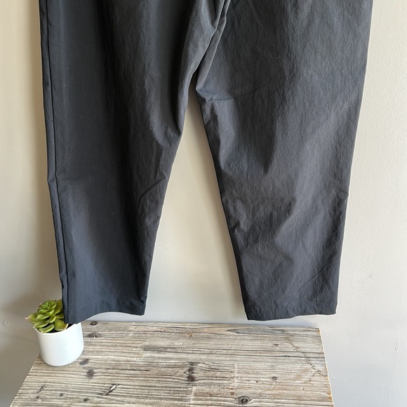 JORDAN Essentials Pants size L NWT - Picture 7 of 8